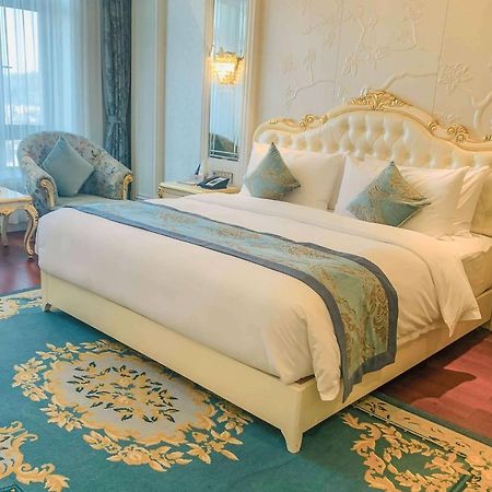 Wyndham Grand Kunming East Hotel Luaran gambar